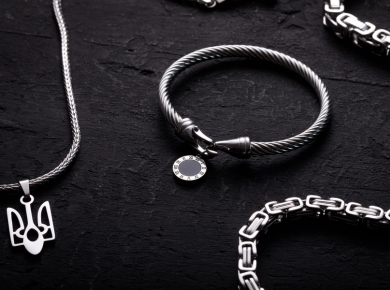 Кулони та інші прикраси з нержавіючої сталі