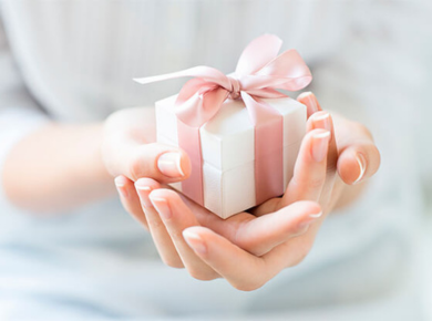 Про що мріє жінка: топ-5 прикрас на подарунок