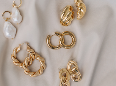 Які види застібок на сережках краще обрати