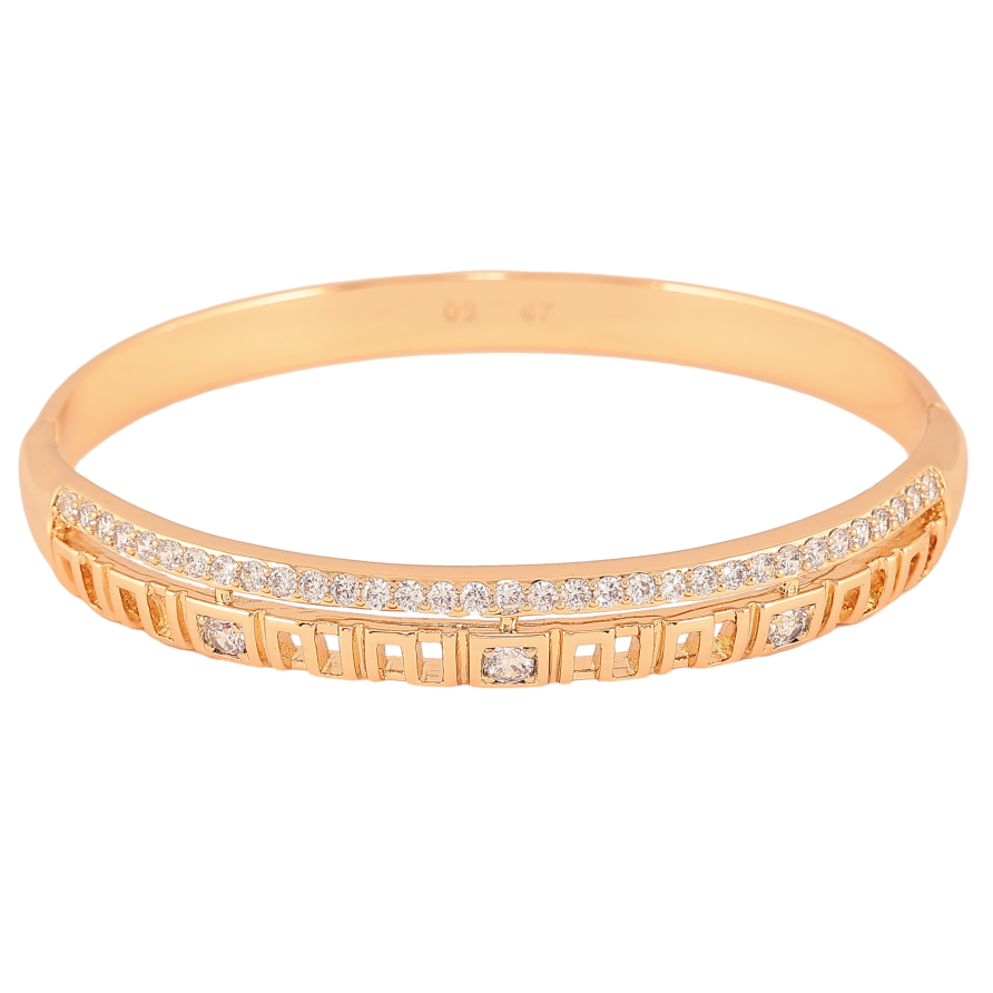 Браслет Xuping колір Позолота 18K "Декоративний орнамент з вирізами та доріжкою кристалів" ø 6см фото №1 Браслет Xuping колір Позолота 18K "Декоративний орнамент з вирізами та доріжкою кристалів" ø 6см фото №1