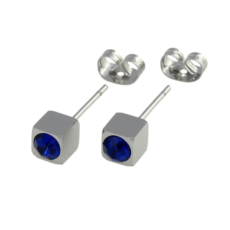 Серьги Xuping TTM Stainless Steel цвет Родий пусеты Кубики с синими фианитами 5х5мм фото №1