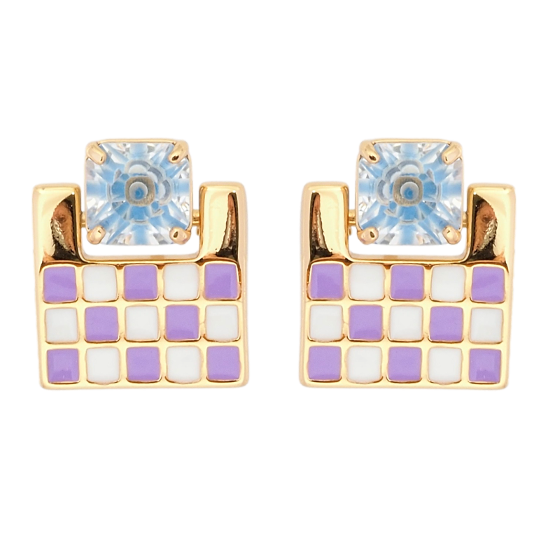 Сережки Xuping Позолота 18K пусети Шаховий візерунок біло-бузковою емаллю з блакитним фіанітом фото №1 Сережки Xuping Позолота 18K пусети Шаховий візерунок біло-бузковою емаллю з блакитним фіанітом фото №1