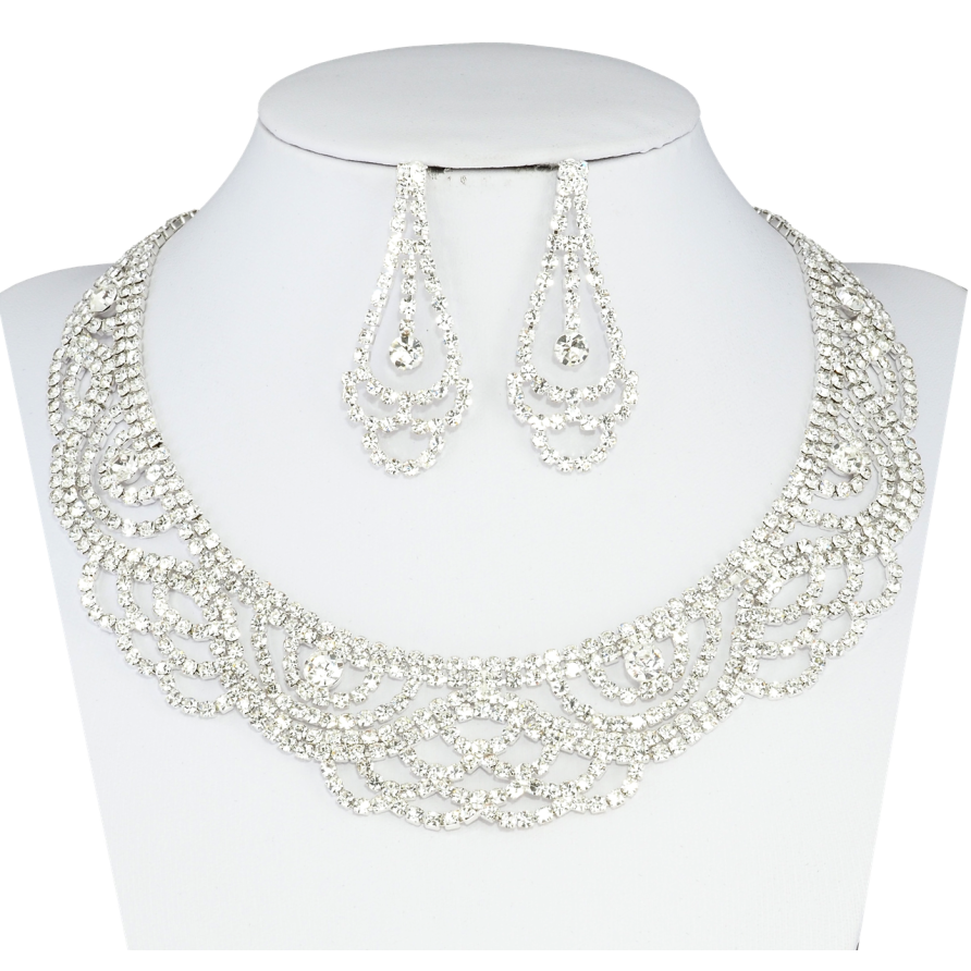 Набір Кольє Сережки Інкрустація стразами довжина кольє 35-50см х 5-25мм фото №1 Набір Кольє Сережки Інкрустація стразами довжина кольє 35-50см х 5-25мм фото №1