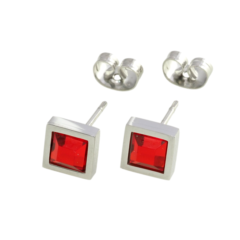 Серьги Xuping TTM Stainless Steel цвет Родий пусеты Красные фианиты 7х7мм фото №1