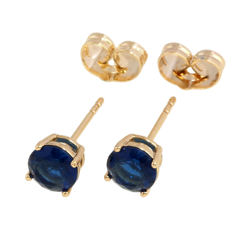 Серьги Xuping Позолота 18K пусеты Синие фианиты в 4-х крапановой оправе ø 6мм фото №1 Серьги Xuping Позолота 18K пусеты Синие фианиты в 4-х крапановой оправе ø 6мм фото №1