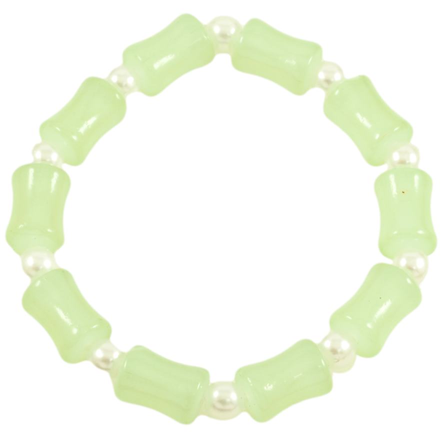 Браслет на резинке стекло Декоративные салатовые и жемчужные бусины, ø 6-8мм свободный размер фото №1