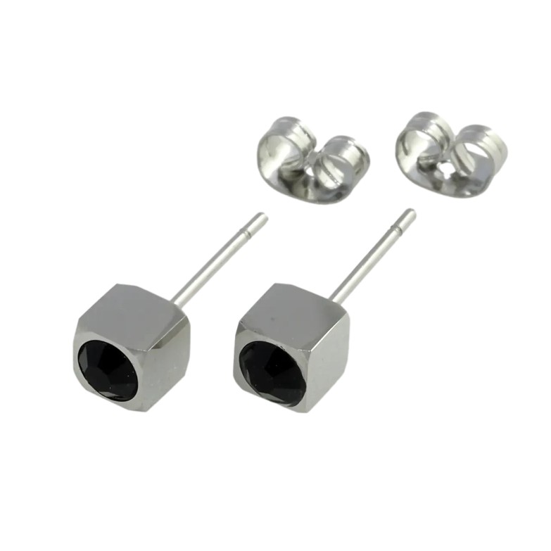 Серьги Xuping TTM Stainless Steel Белый оттенок пуссеты Кубики с черными фианитами 5х5мм фото №1