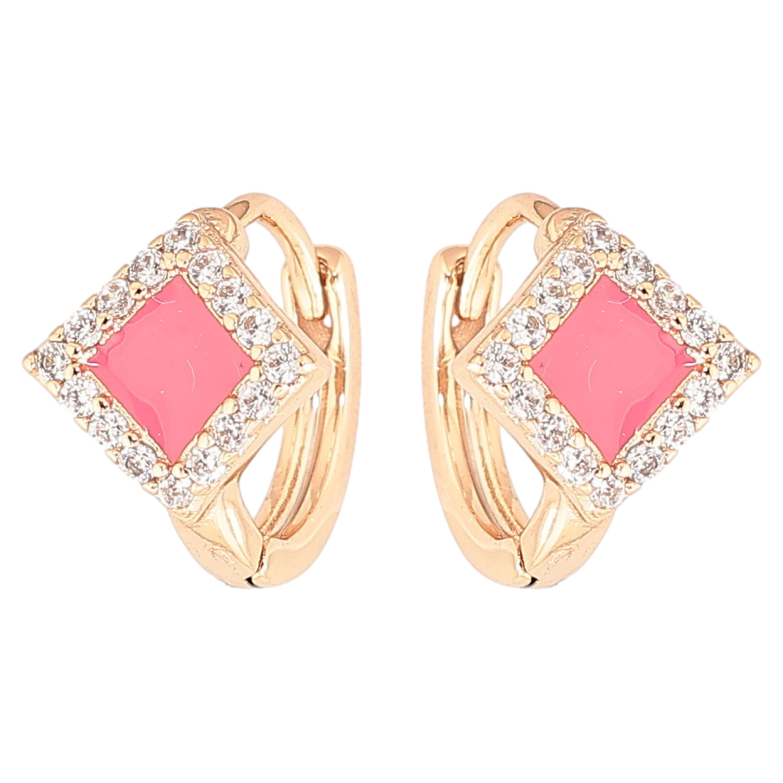 Серьги Xuping Позолота 18K колечки Розовые эмалевые ромбы в обрамлении циркония фото №1 Серьги Xuping Позолота 18K колечки Розовые эмалевые ромбы в обрамлении циркония фото №1