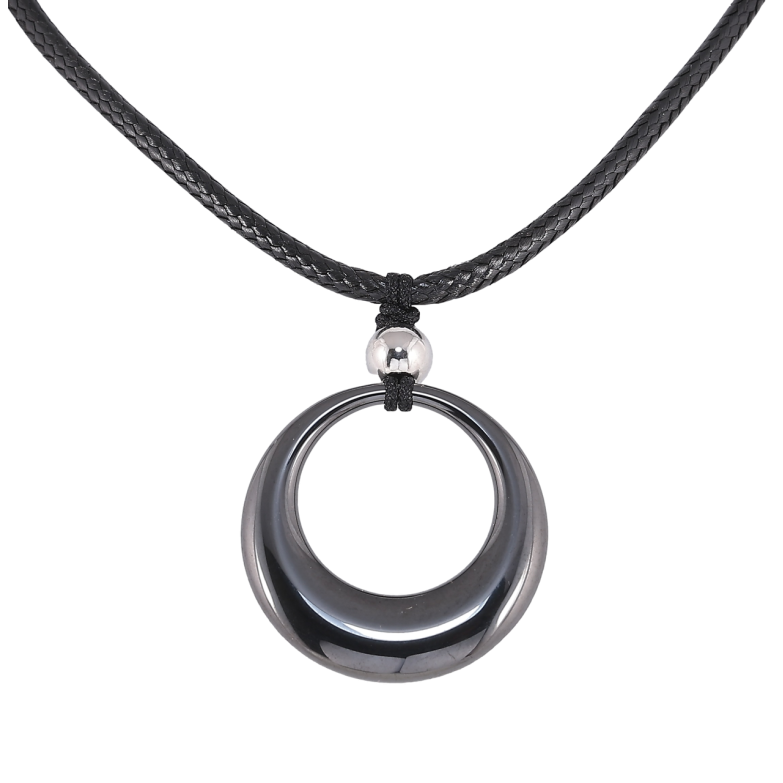 Підвіска на шнурі Xuping ТТМ Stainless Steel колір Родій «Чорне керамічне колечко» довжина 46-51см х 2.5мм фото №1