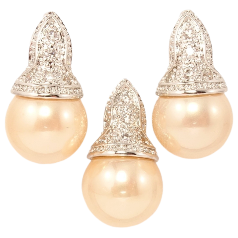 Набір Xuping Родій Сережки Кулон Велика Пудрова Перлина в Оправі Купол фото №14 Набір Xuping Родій Сережки Кулон Велика Пудрова Перлина в Оправі Купол фото №14