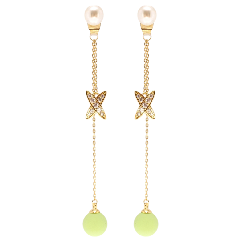 Сережки Xuping QQMM Позолота 14K пусети Салатові кульки з хрестиками на ланцюжках фото №1